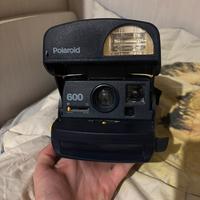 Polaroid vintage 600 serie round