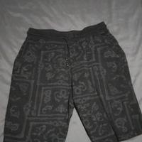 pantaloncini con grafica