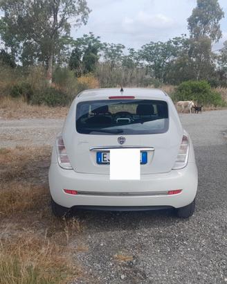 Lancia Ypsilon 1.2 69 CV