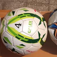 N. 3 palloni di cuoio (n. 5-n.4-n.3)