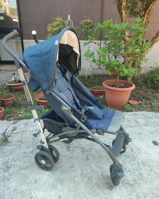 Passeggino leggero Chicco lite way in denim.