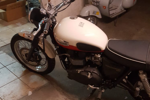 Triumph 900 scrambler del 2008