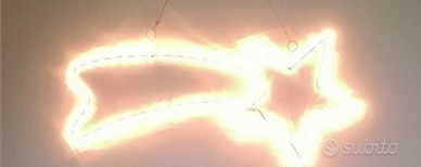 Stella cometa di Natale luminosa