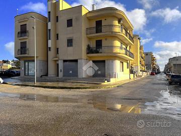 MULTILOCALE A CAROVIGNO