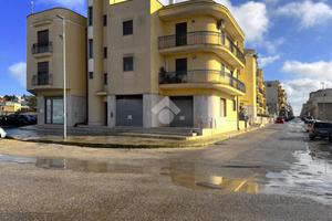 MULTILOCALE A CAROVIGNO