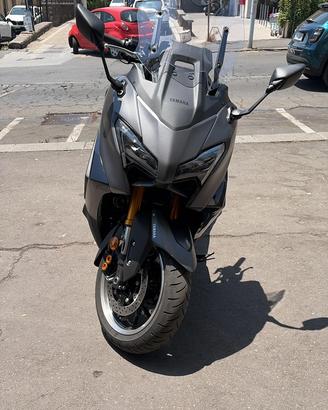 Scooter tmax yamaha 560 tech max