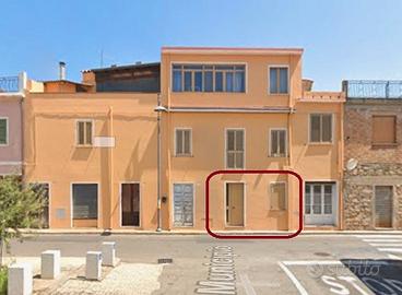 Locale commerciale in centro paese