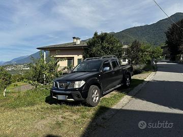 NISSAN NAVARA