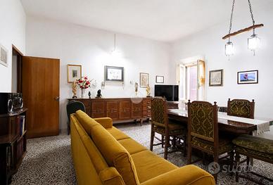 2 LOCALI A CESENA