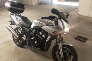 Yamaha Fazer 600 cc anno 2001