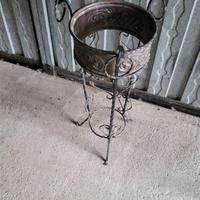 portafiori alzata in metallo