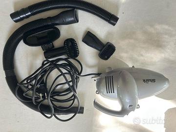 Aspirapolvere Shark 700 watt