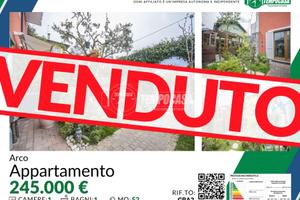 Incantevole bilocale vicino ai servizi con giardin