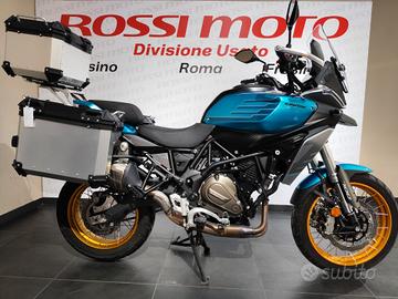 QJ MOTOR SRT 700 SX 2025