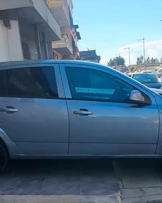 opel astra 1400 gpl