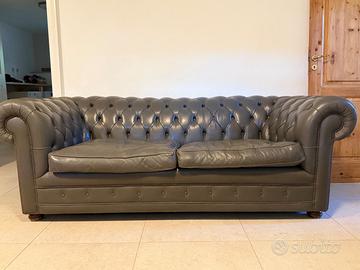 Divano Chesterfield Claridge England – vera pelle