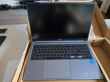 Samsung Galaxy Book 4, PC computer portatile, Gray