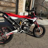 Moto Fantic 125 Motard