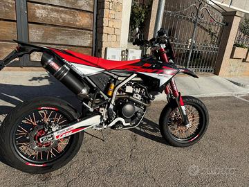 Moto Fantic 125 Motard
