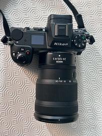 NIKON Z6II e obiettivo nikon 24 120 f4