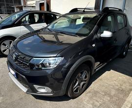 Dacia Sandero Stepway 0.9 TCe 90 CV Techroad -Navy