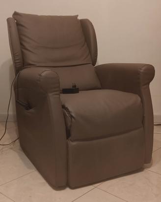 Poltrona elettrica Vitarelax  2 motori+alzapersona
