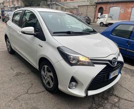 TOYOTA Yaris 1.5 Hybrid 5 porte Active