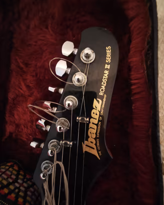 chitarra elettrica 