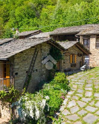 CASA INDIPENDENTE A MELLE