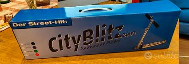 Monopattino CityBlitz 3000 per uso urbano
