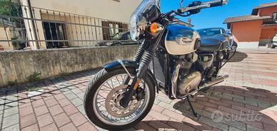 Triumph bonneville t100