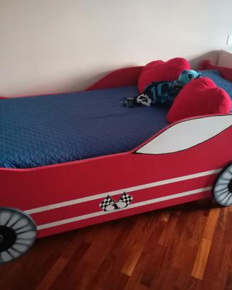 letto a macchina in legno