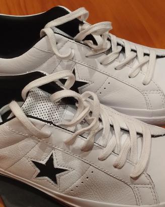 Converse One Star OX pelle unisex