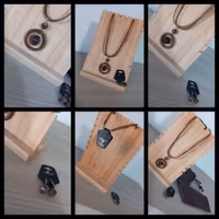 collana orecchini e sacchetto