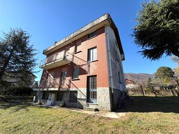 VILLA SINGOLA A CUMIANA