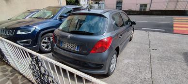 Peugeot 207 - 2008