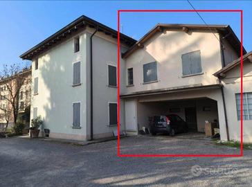 Immobile in asta di 86 m² con 3 locali e box auto 