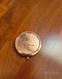 Specchietto con incisione nome Beatrice