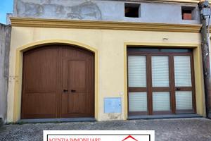 Locale commerciale Cabras