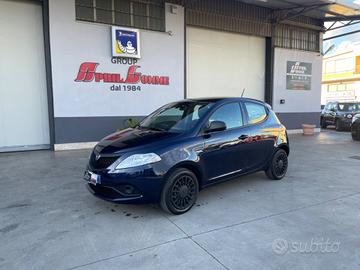 Lancia Ypsilon 1.0 FireFly 5 porte S&S Hybrid Ecoc