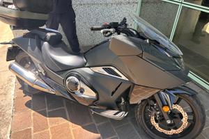 Honda NM4 Vultus