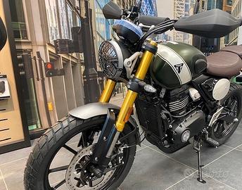 Triumph Scrambler 400 x