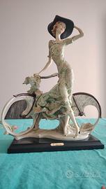 Scultura Giuseppe Armani "Lady with a Bicycle"