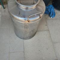 Fusto contenitore per olio 