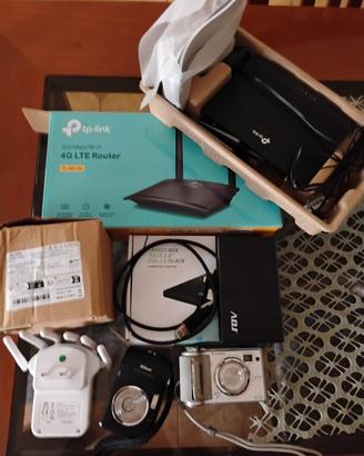 router 2,usb2.0,2 macchine fotografiche 