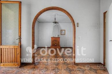 Appartamento di 114 m² con più di 5 locali a Prato