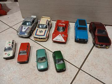 Lotto 9 modellini Burago 1:24/1:43