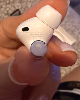 AirPods pro 2019