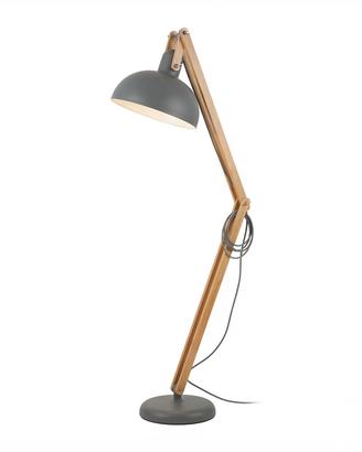 Set arredamento: Tavolo, 4 sedie artigianali e lam