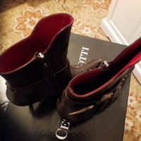 Stivale Cesare paciotti